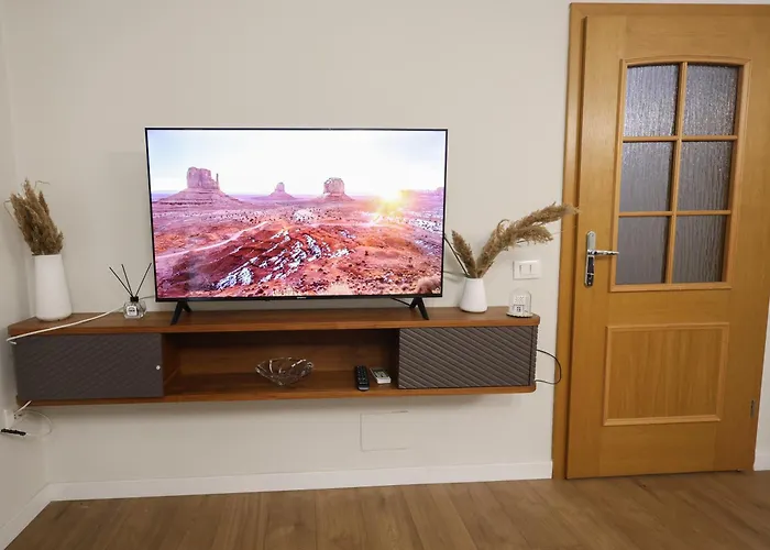 Select 4 Apartment *