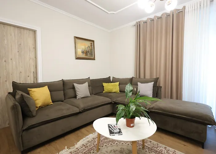 Select 4 ティラナ